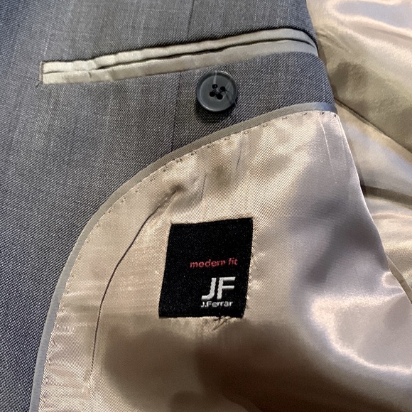 J Ferrar suit - Picture 2 of 9